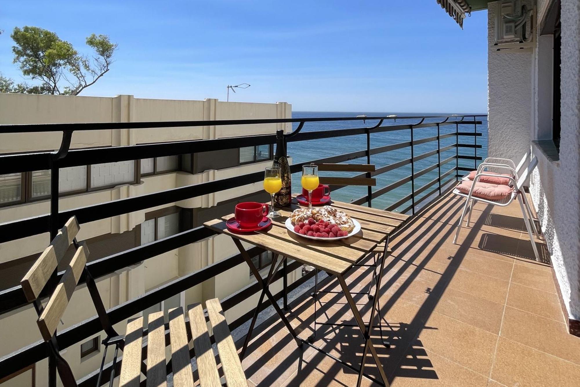 Mediterraneo 508. Fantastic Studio On The Beachfront With Sea Views. Marbella Exteriér fotografie