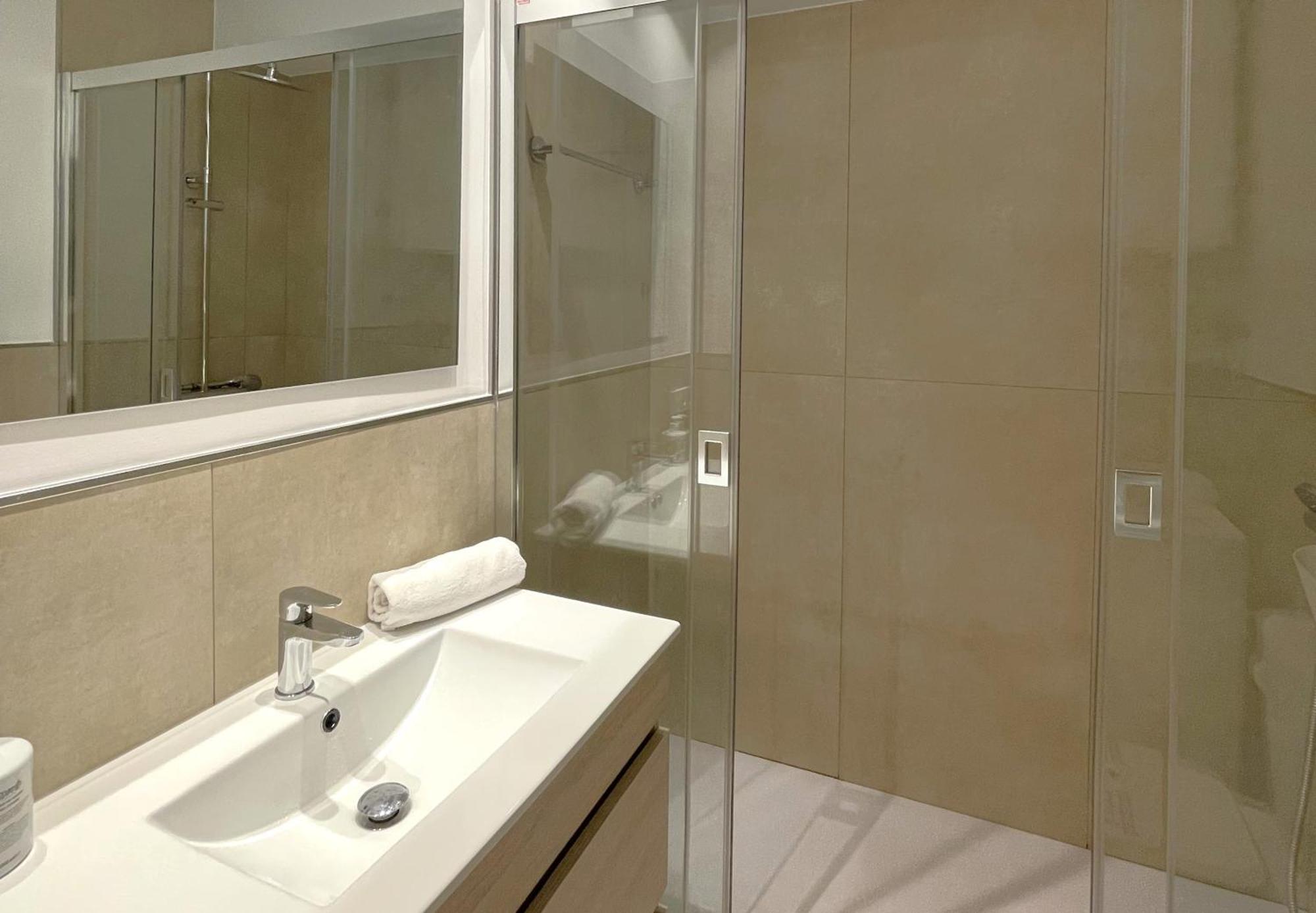 Mediterraneo 508. Fantastic Studio On The Beachfront With Sea Views. Marbella Exteriér fotografie